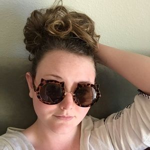 Meet your Posher, Shannon